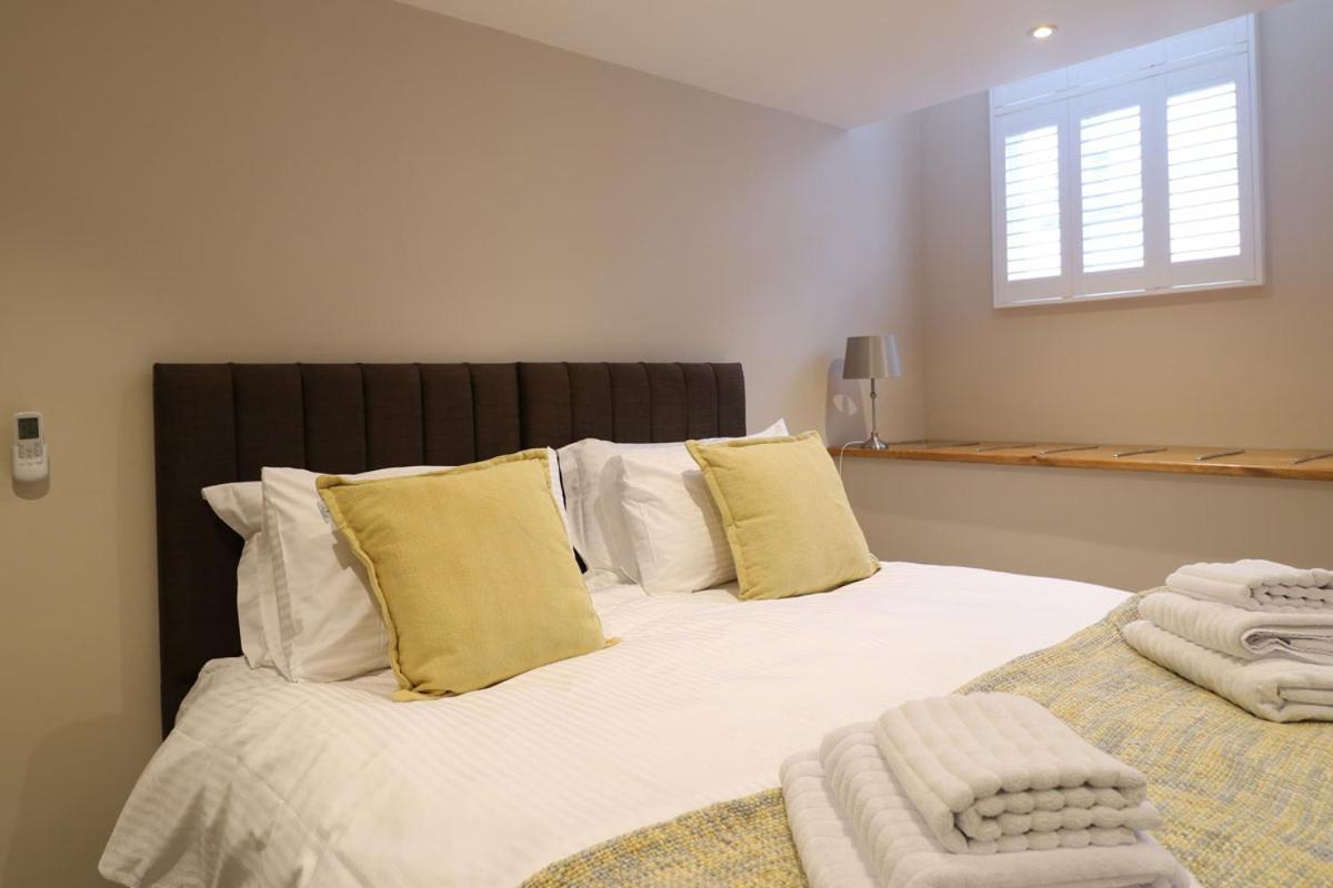 Ashbourne Luxury Suites Extérieur photo