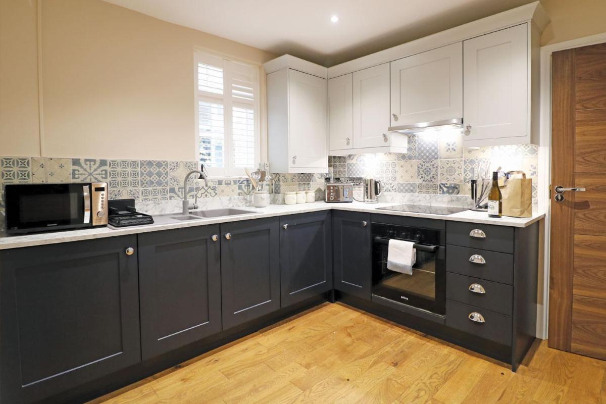 Ashbourne Luxury Suites Extérieur photo